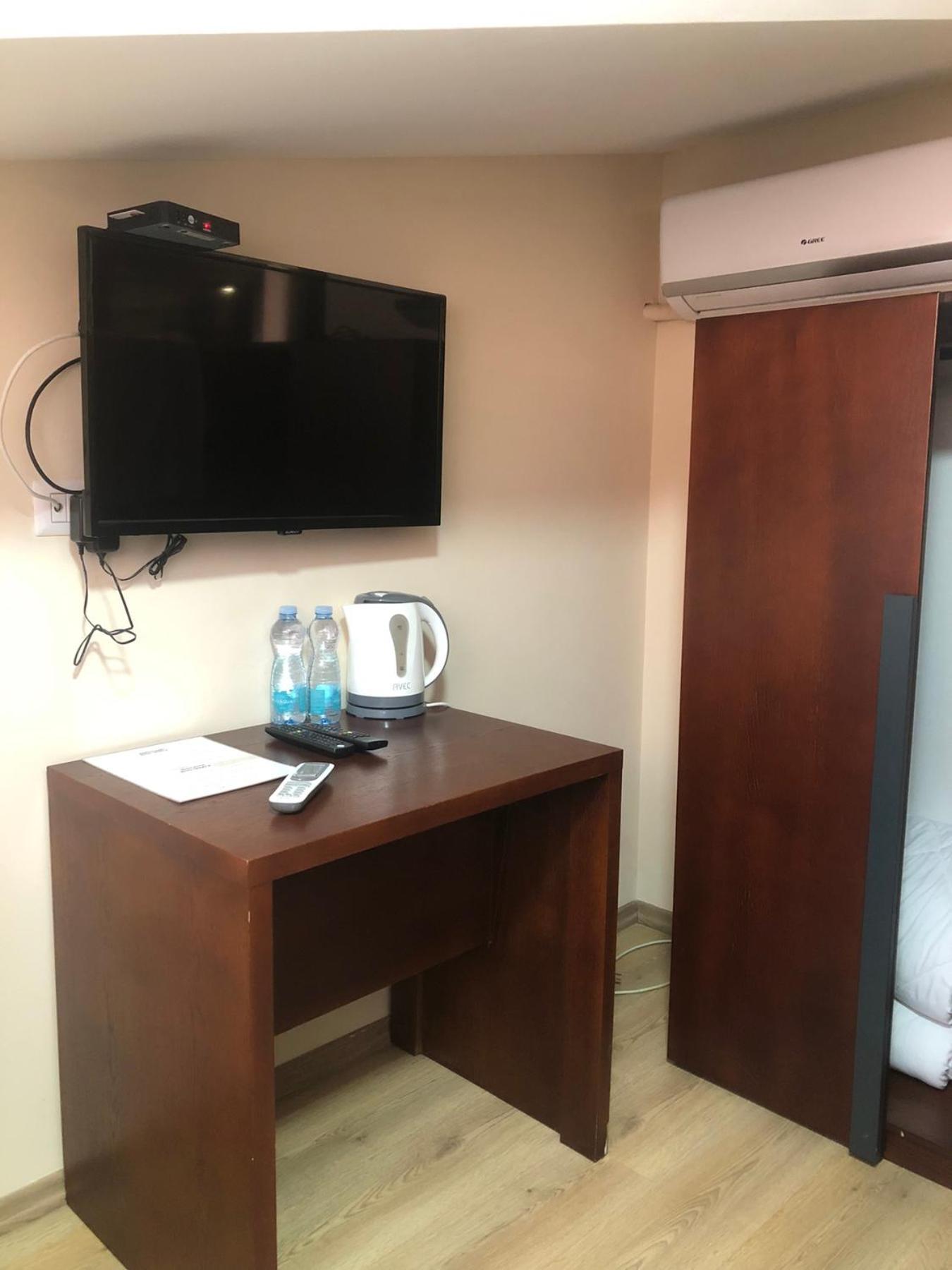 Hotel Oferta 普里兹伦 外观 照片